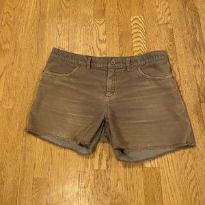 Carve Designs Oahu 4” short